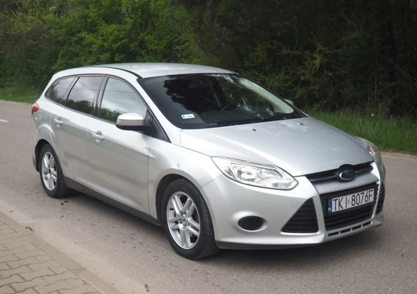 Ford Focus cena 19900 przebieg: 238790, rok produkcji 2011 z Braniewo małe 667